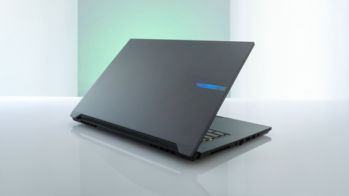 GIGABYTE AERO X16 1VH Ordinateur Portable Gaming – 16“, 165Hz WQXGA, Ryzen AI 7 350, GPU NVIDIA RTX 5060, 16Go DDR5 5200MHz, SSD Gen4 1To, Windows 11 Home, Garantie 2 ans, Dolby Atmos, AERO X16 1VH93FRC94AH